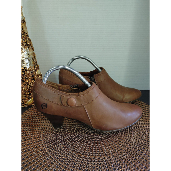 Born Calixta Leather Booties Size 9 - Picture 4 of 7